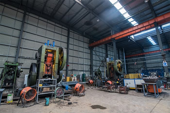 吕梁螺栓球网架公司